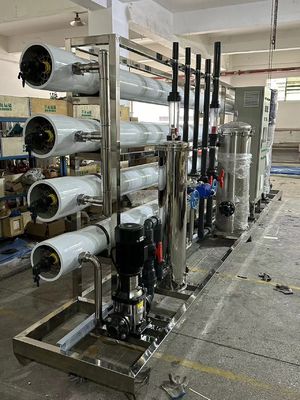 Dobra cena. System RO wody słonnej o wysokiej zawartości soli Siemens PLC sterowany dla wody paszowej 5-45.C w Internecie