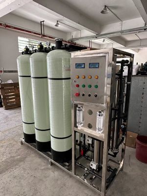 Dobra cena. 1000 litrów na godzinę Komercyjny system RO Przenośna maszyna wodna 220V/380V w Internecie