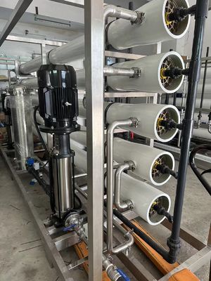 Dobra cena. SS304 System oczyszczania wody przez odwrotną osmozę z Filmtec Membrane Efficiency Industrial RO System w Internecie