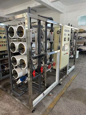 Dobra cena. 150-300 Psi Notyfikacja ciśnienia RO System wody słonnej z ultrafiltracją w Internecie